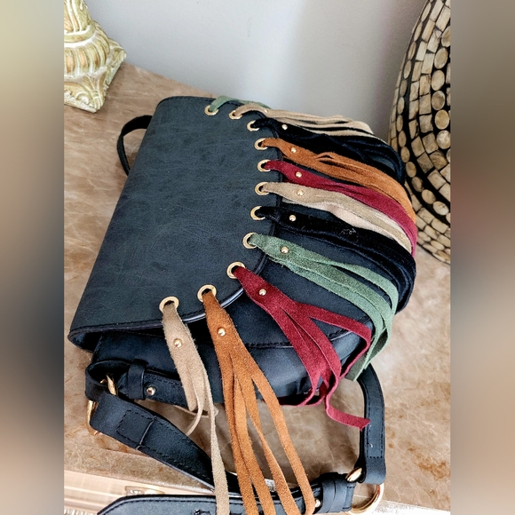 $128 Dolce Vita  Western Crossbody Genuine Leather Fringe Multicolor 10"×9"×3.5" - Picture 5 of 16